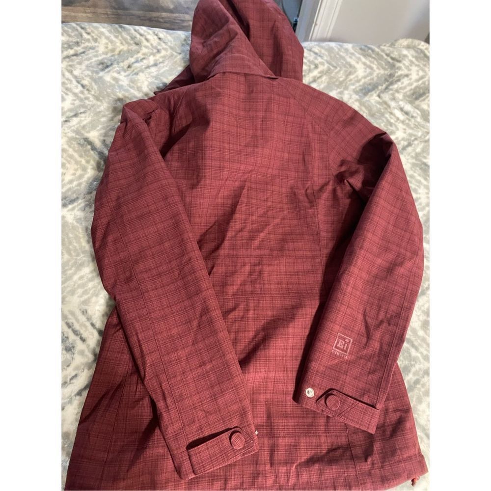 REI Jacket - Picture 6 of 6